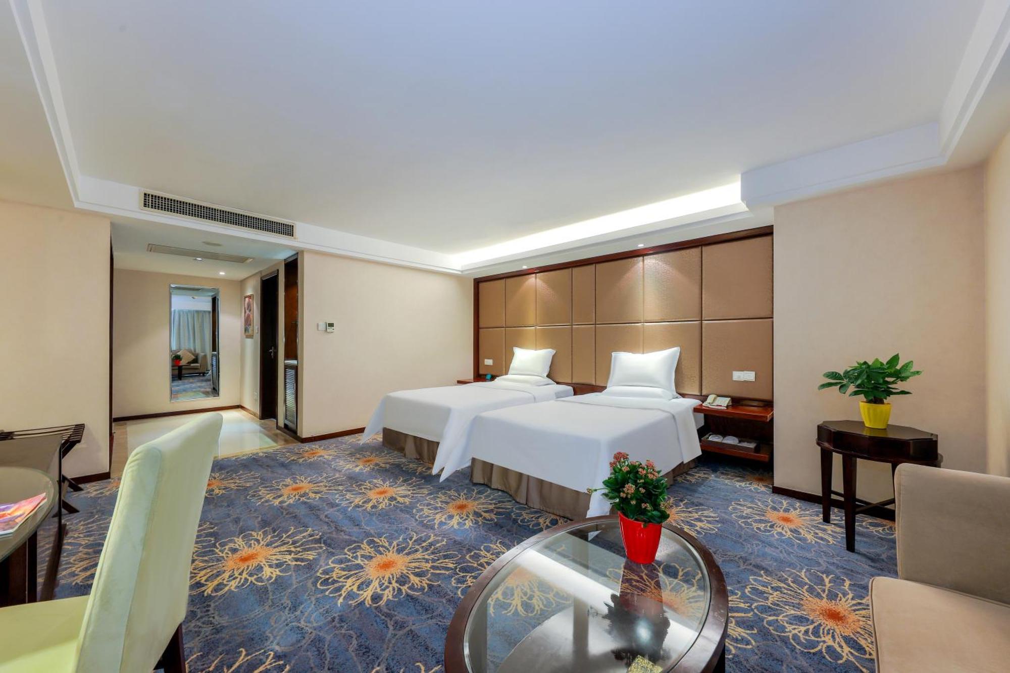 Zhengzhou Yuehai Hotel Экстерьер фото