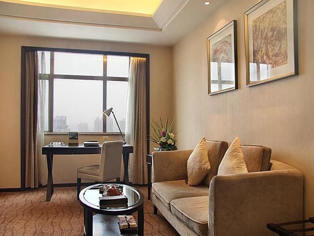 Zhengzhou Yuehai Hotel Экстерьер фото