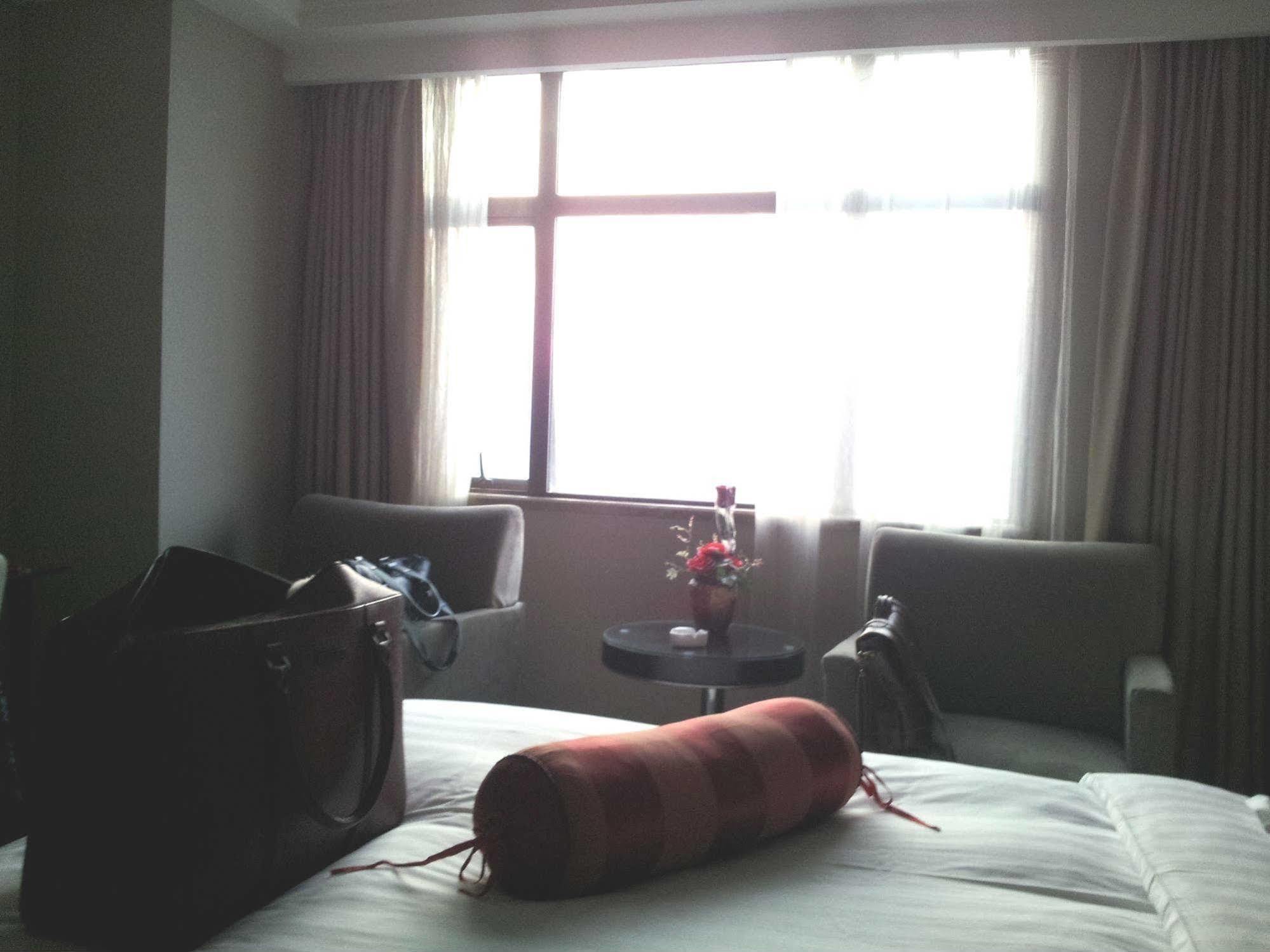 Zhengzhou Yuehai Hotel Экстерьер фото